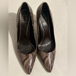 Naturalizer Womens Anna Pointed Toe Pump